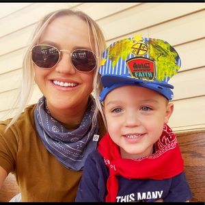 Meet your Posher, Andrea